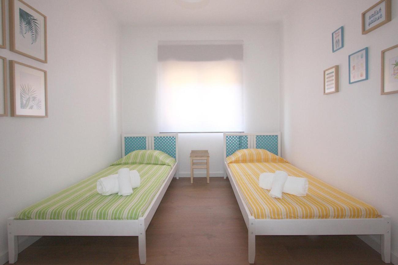 Apartment Jara, タヴィラ エクステリア 写真