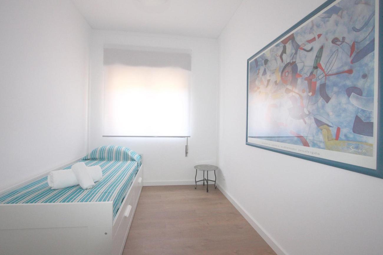 Apartment Jara, タヴィラ エクステリア 写真